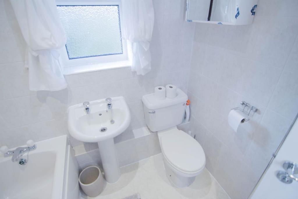索利赫尔2 Bed House - Bhx - Nec别墅 外观 照片