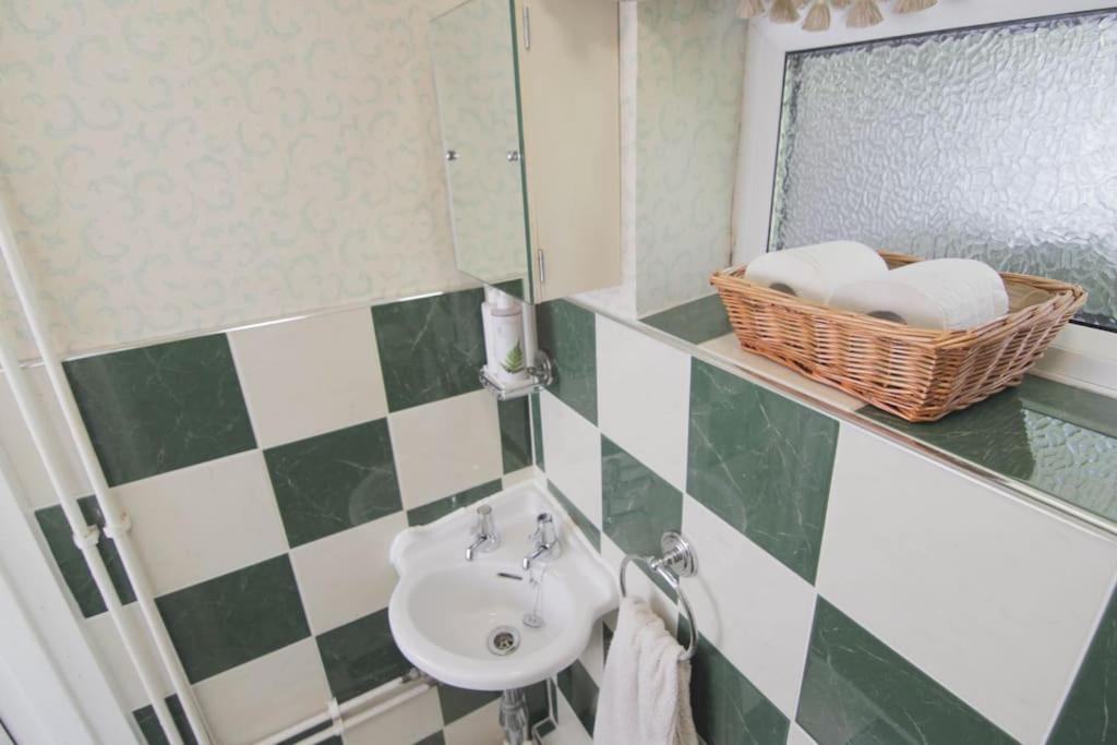 索利赫尔2 Bed House - Bhx - Nec别墅 外观 照片