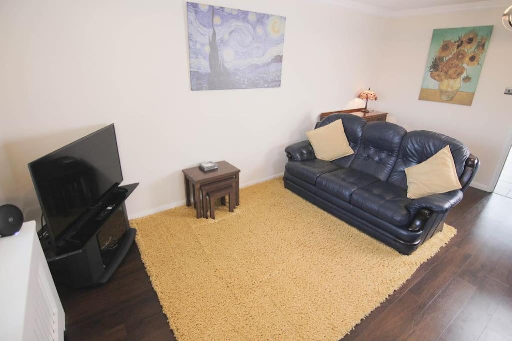 索利赫尔2 Bed House - Bhx - Nec别墅 外观 照片